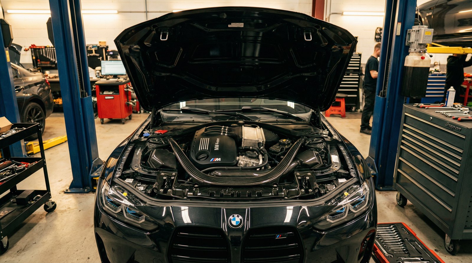 麻豆传媒发动机改装视频